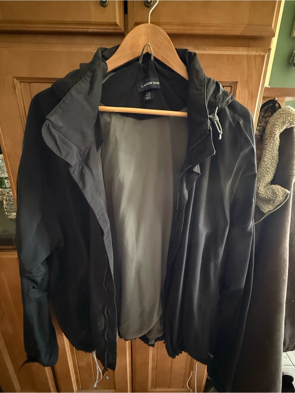 Lands' End Men's Black Hooded Windbreaker Jacket